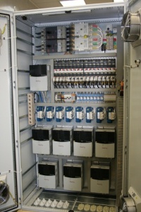 Шкафы и пульты управления для электро-автоматики